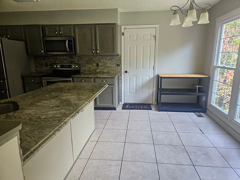 734 Concord Farms Ln — Photo 7