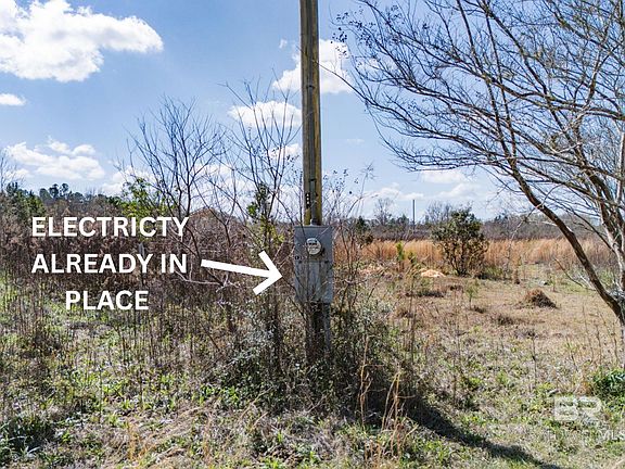 3rd image of 34380 Kennedy Ln