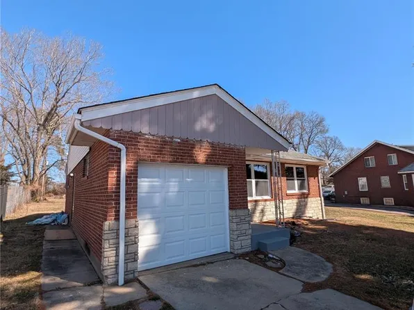 6127 Lucille Ave, Saint Louis, MO 63136