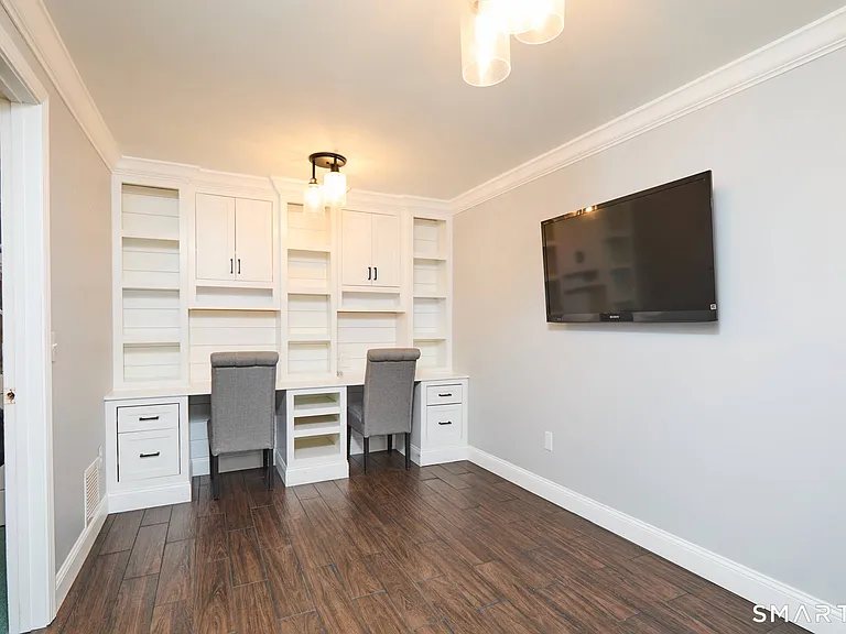14 South St #49 — Photo 30