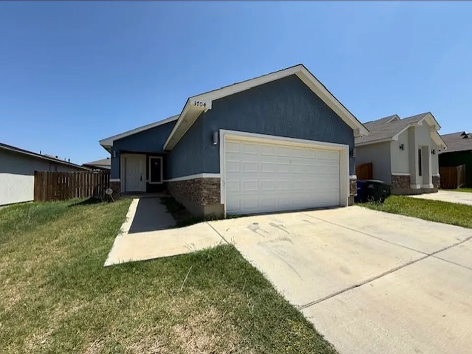 3704 Octavia Dr