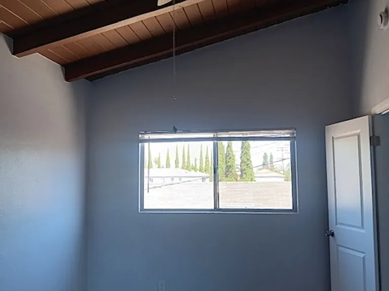 6346 Middleton Ave — Photo 19