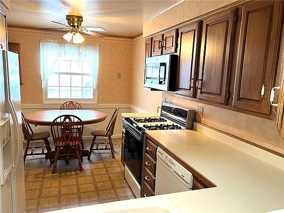 5th image of 229A Whitestown Vlg