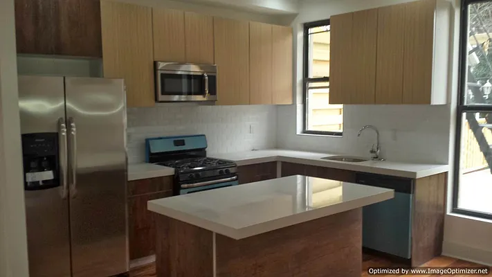 Sold by Voro, LLC | media 8