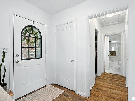3rd image of 2508 Gaines St