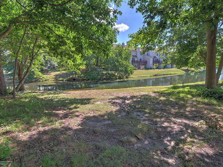 143 Tanglewood Pl — Photo 19