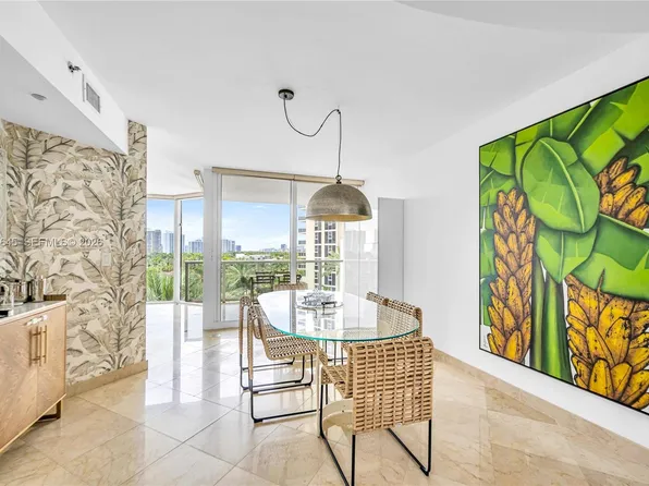19333 Collins Ave APT 709, Sunny Isles Beach, FL 33160