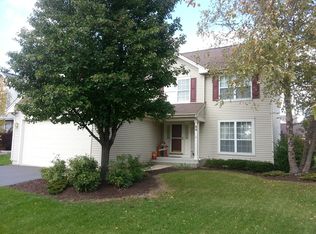 89 Old Post Rd, Oswego, IL 60543