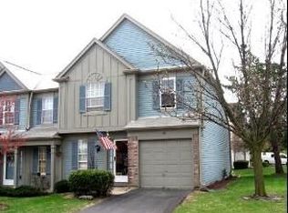 45 Peach Tree Ln, Westmont, IL 60559