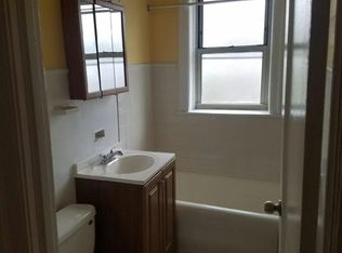 1818 E 72nd St APT 1, Chicago, IL 60649