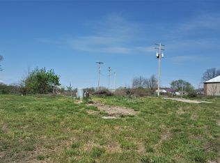 4435 S 157th Rd, Bolivar, MO 65613