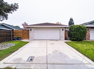 423 R St, Lincoln, CA 95648