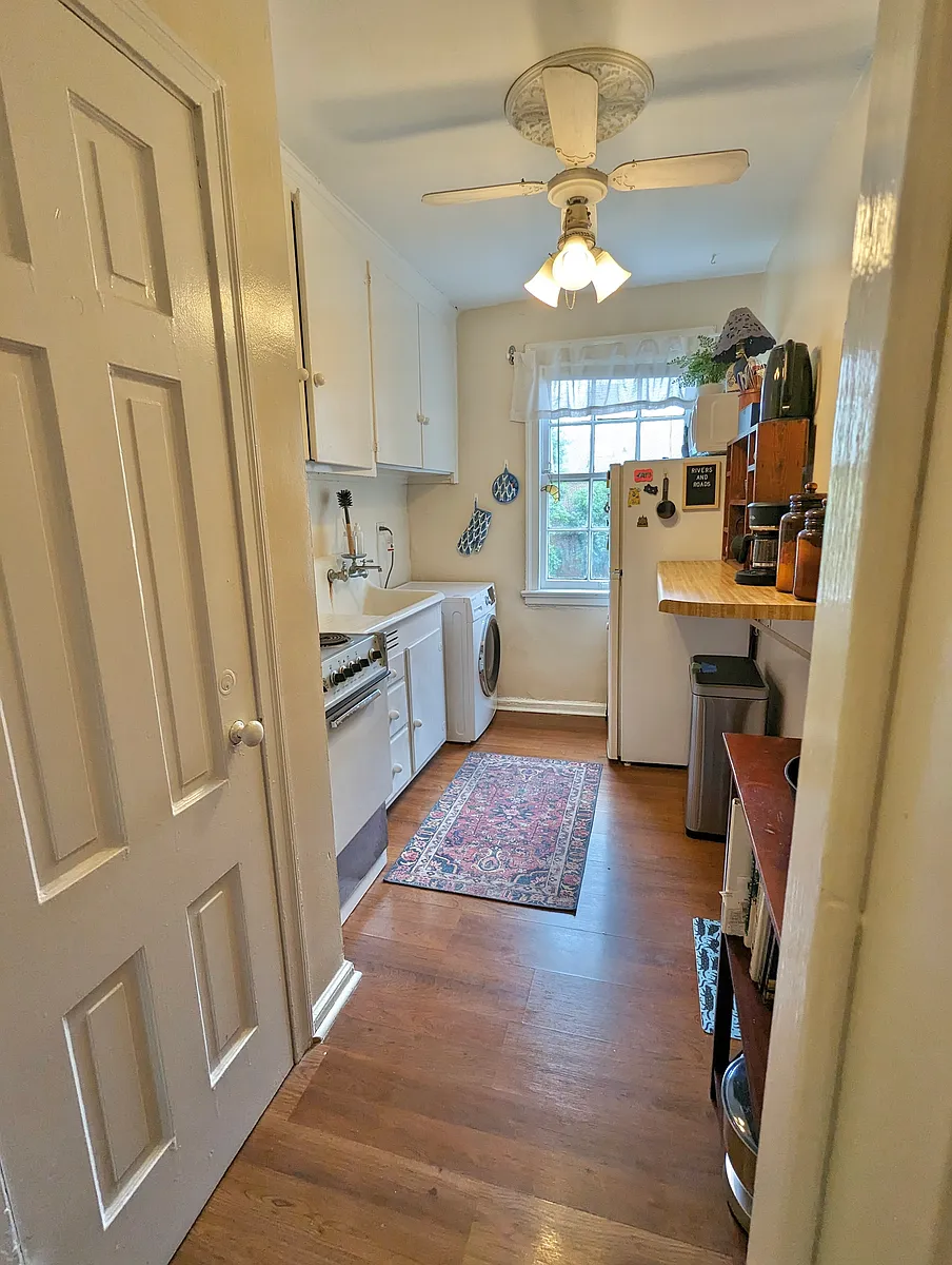 Building Photo - 2851 Thornhill Rd #111B