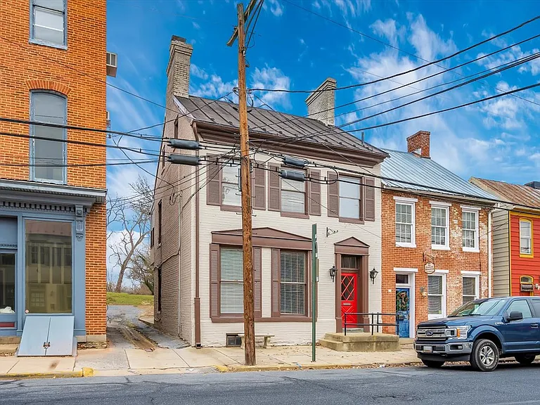 315 W Patrick St — Photo 27