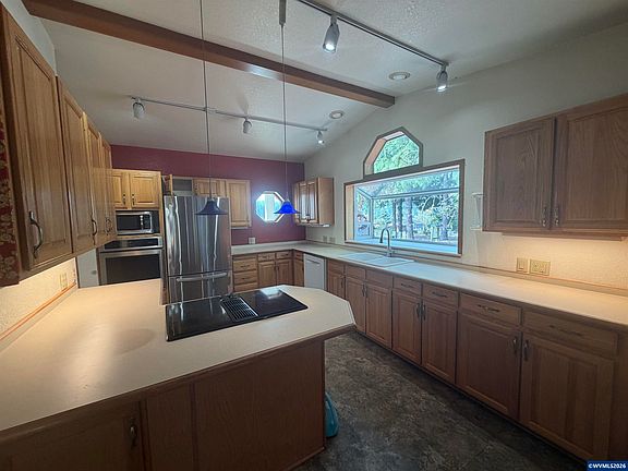 4th image of 2120 Robins Ln SE Unit 1