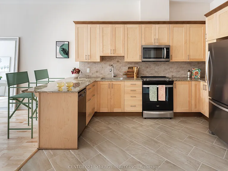 45 Elmsley St N #212 — Photo 11