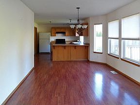 4th image of 13832 283rd Ave NE