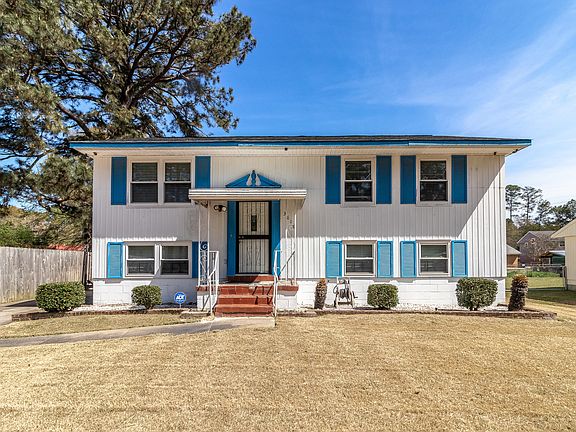 2nd image of 3618 Jonathan Circle