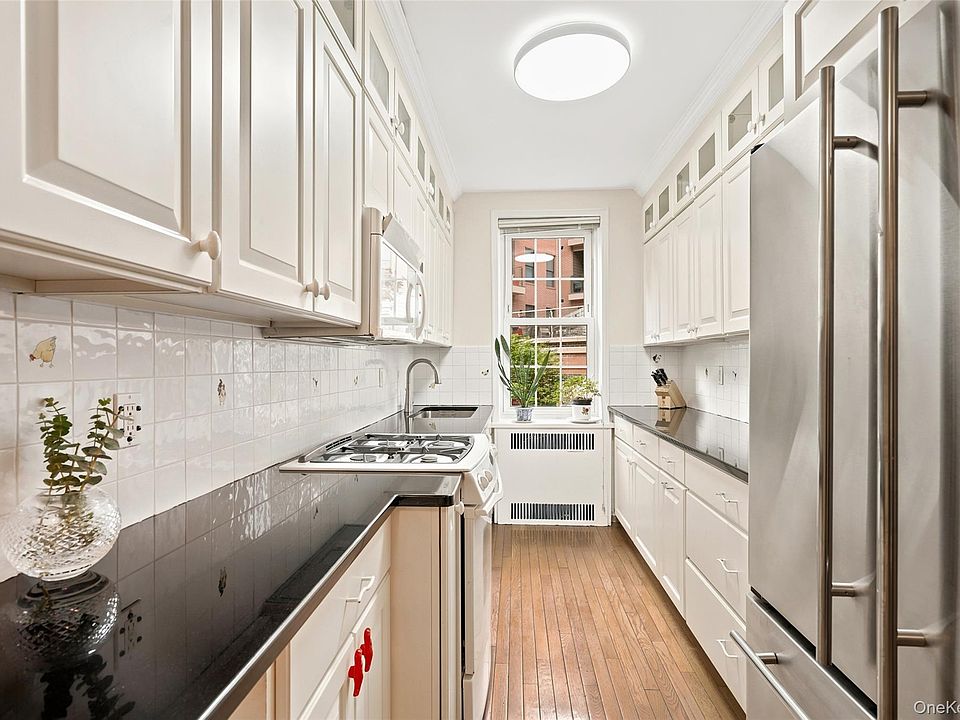 1st image of 949 Palmer Road #1R