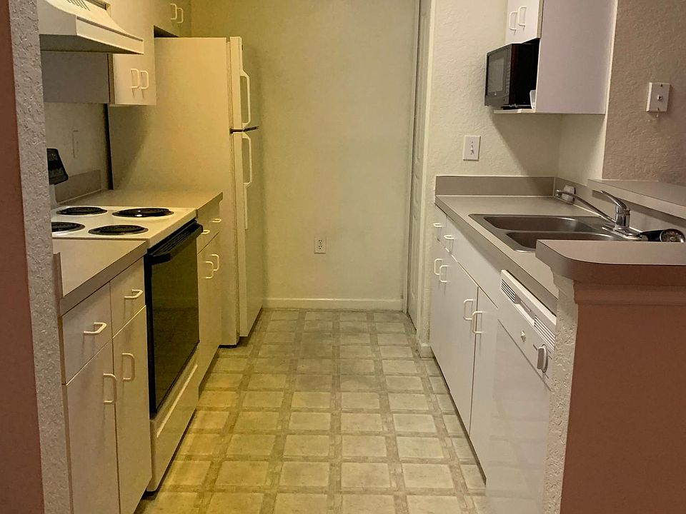 1st image of 17110 Carrington Park Dr APT 803