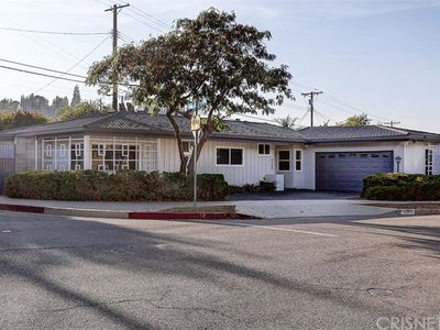 4205 Canoga Dr, Woodland Hills, CA, 91364