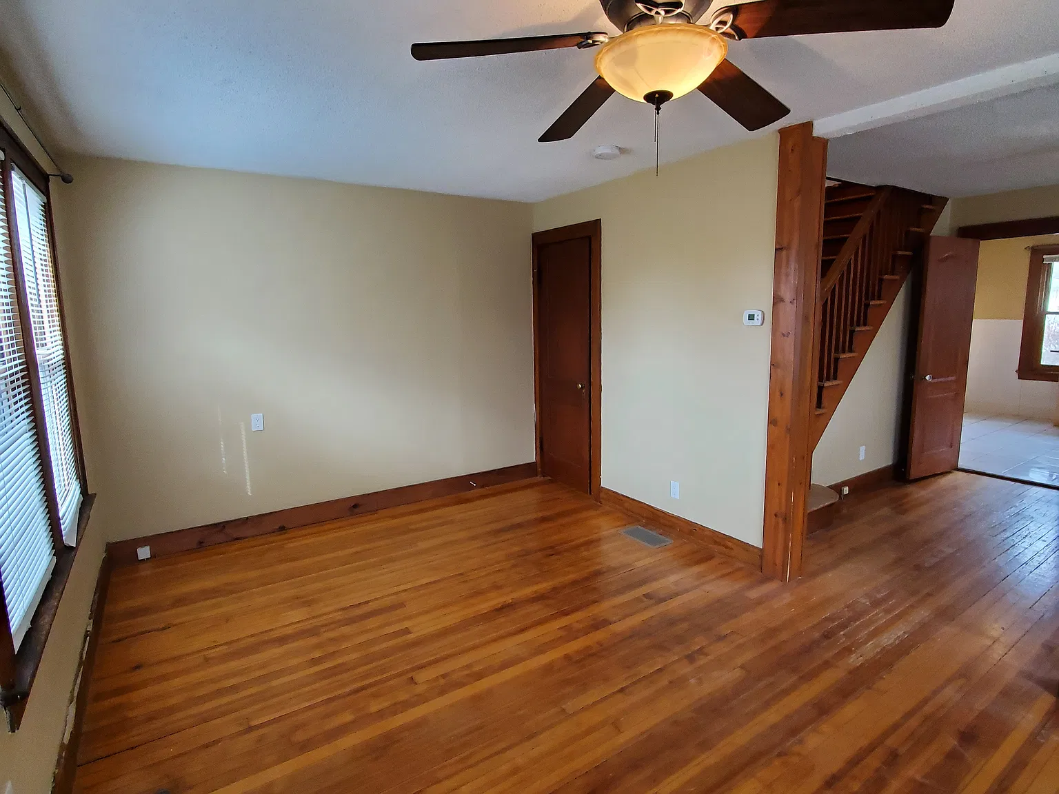 2 bed, 1100 sqft, $1,800 — Photo 3