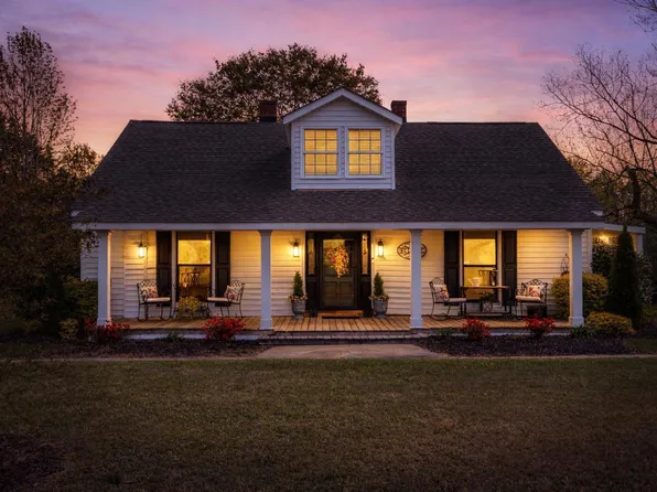 2733 Johnny Baker Rd, Willow Spring, NC 27592