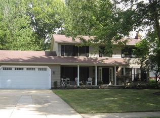 6927 Appleton Ct, Mentor, OH 44060
