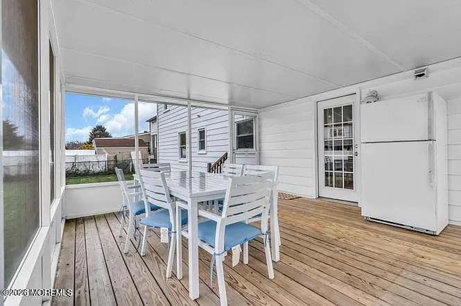 305 Hudson Dr — Photo 19