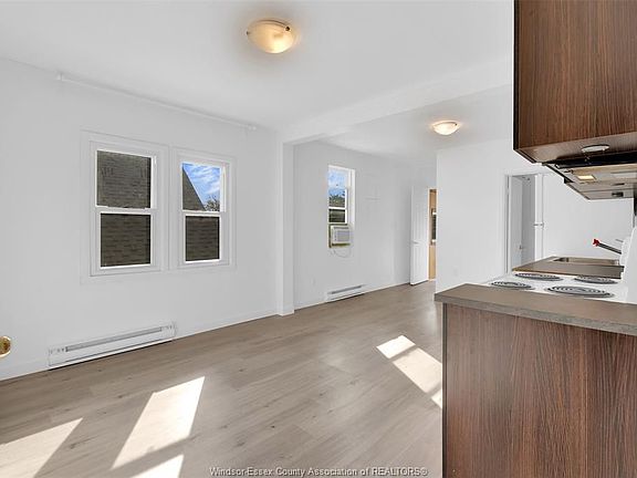 3rd image of 759 Pierre Ave #2