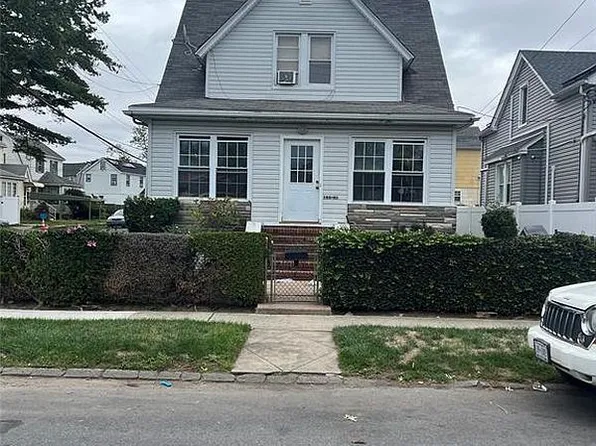 19401 Nashville Blvd, Springfield Gardens, NY 11413