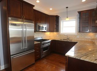 3644 N Fremont St APT 4, Chicago, IL 60613