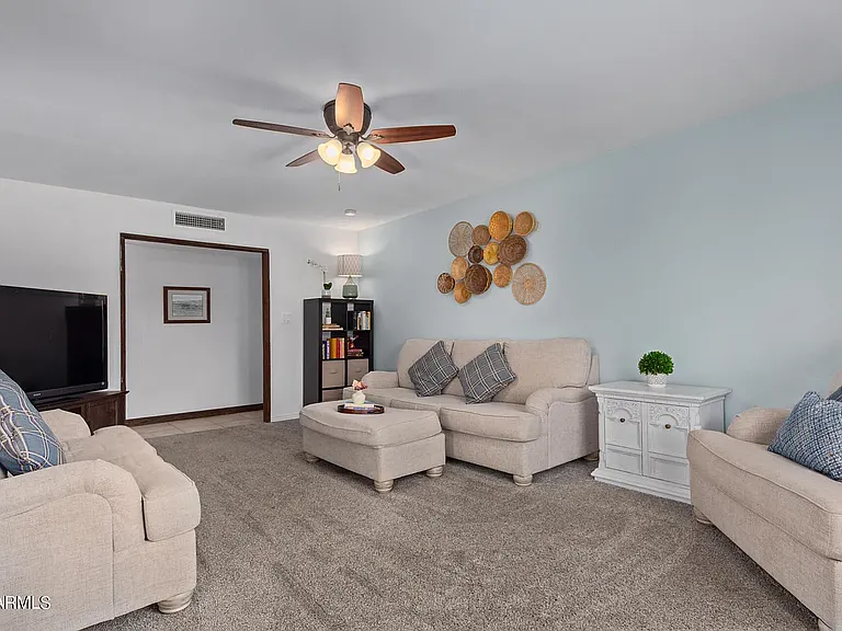 3215 S Kachina Dr — Photo 6