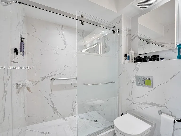 20281 E Country Club Dr #2209 — Photo 46