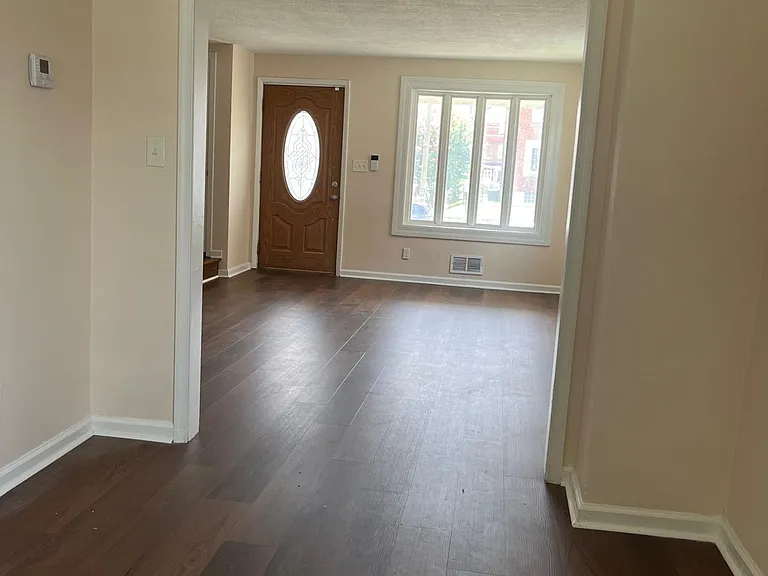 7452 Lawrence Rd — Photo 4