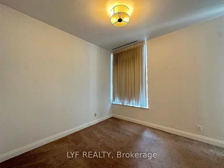 1 Bedford Rd #212 — Photo 9