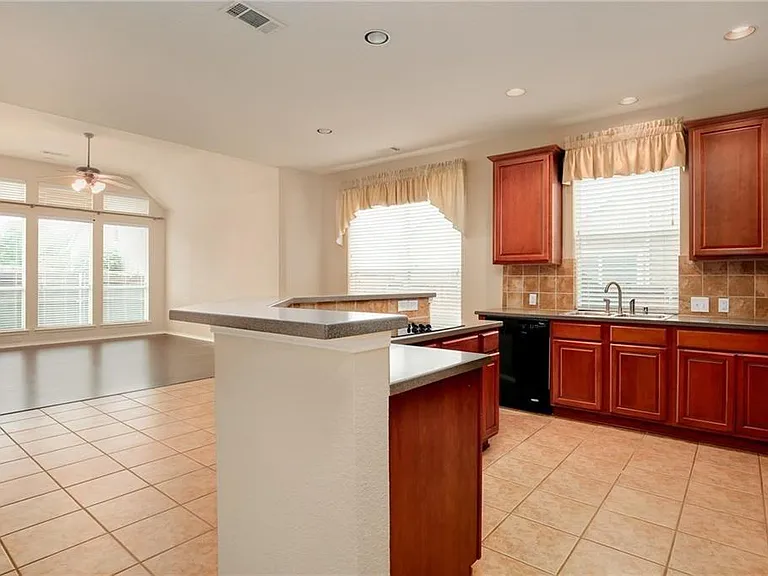 11234 La Cantera Trl — Photo 11