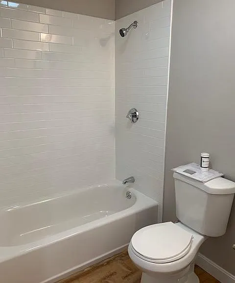392-396, 400, 404 Langley Road — Photo 74