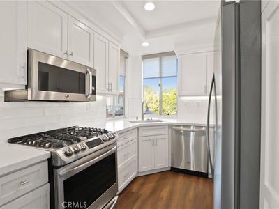 1607 Solvay Aisle, Irvine, CA, 92606