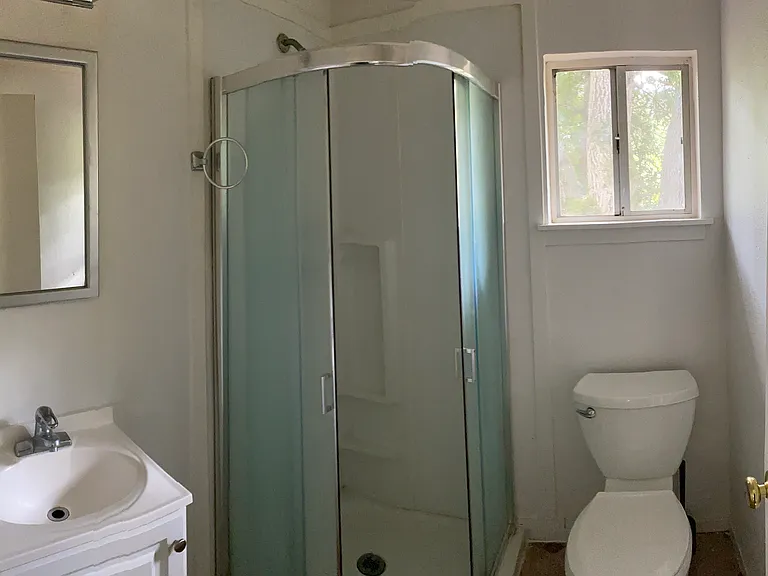 20600 Aldercroft Hts #32 — Photo 4