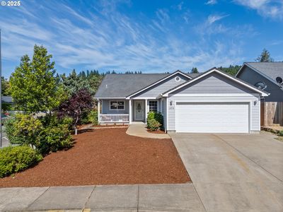 1894 S 8th St, Cottage Grove, OR, 97424