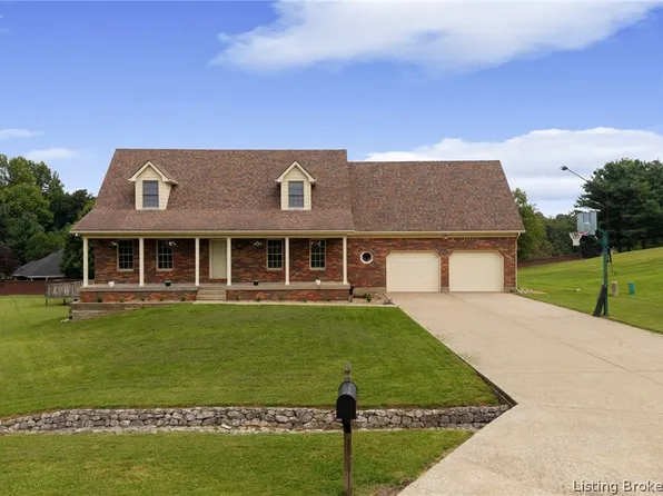 3504 Blockade Drive, Jeffersonville, IN 47130