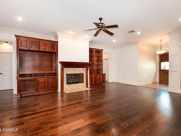 5th image of 213 Brookhaven Dr