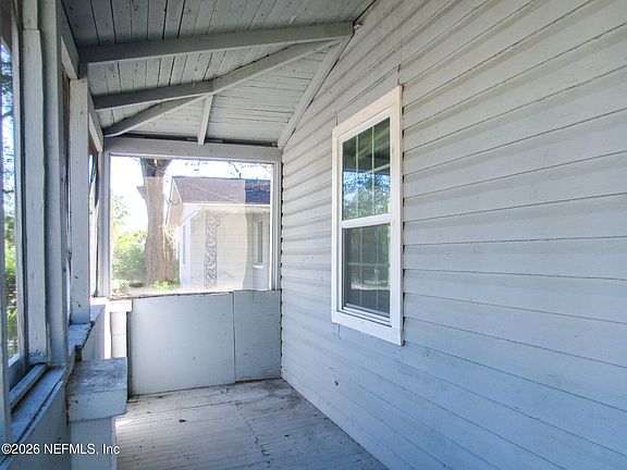 2nd image of 1554 W 17TH Street