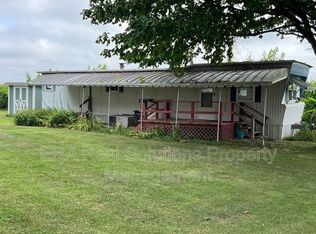 6651 McVey Rd, New Vienna, OH 45159