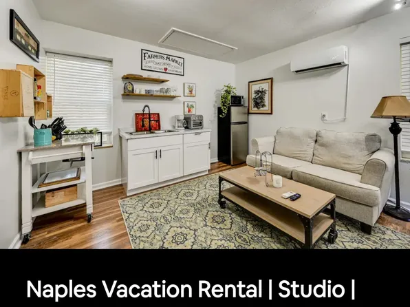 320 13th St NW, Naples, FL 34120