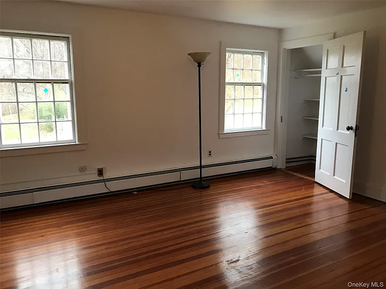 23 Lloyd Harbor Rd — Photo 13