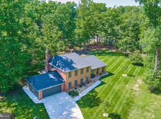 12010 Trotter Ln, Reston, VA 20191