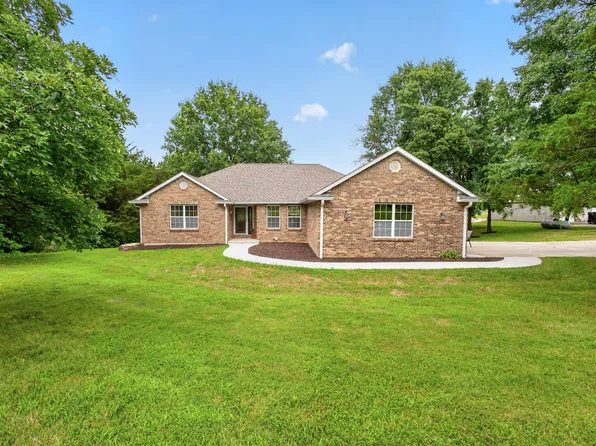 5685 E Sing Dr, Columbia, MO 65202