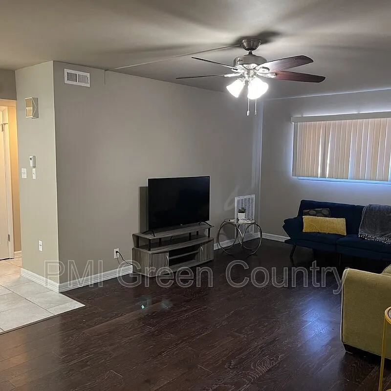 1 bed, 1.0 bath, $1,000 — Photo 4